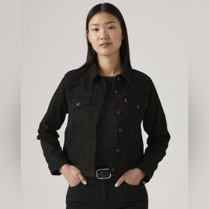 levi’s trucker jean jacket